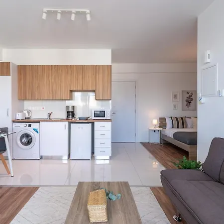 Livia In * 拉纳卡